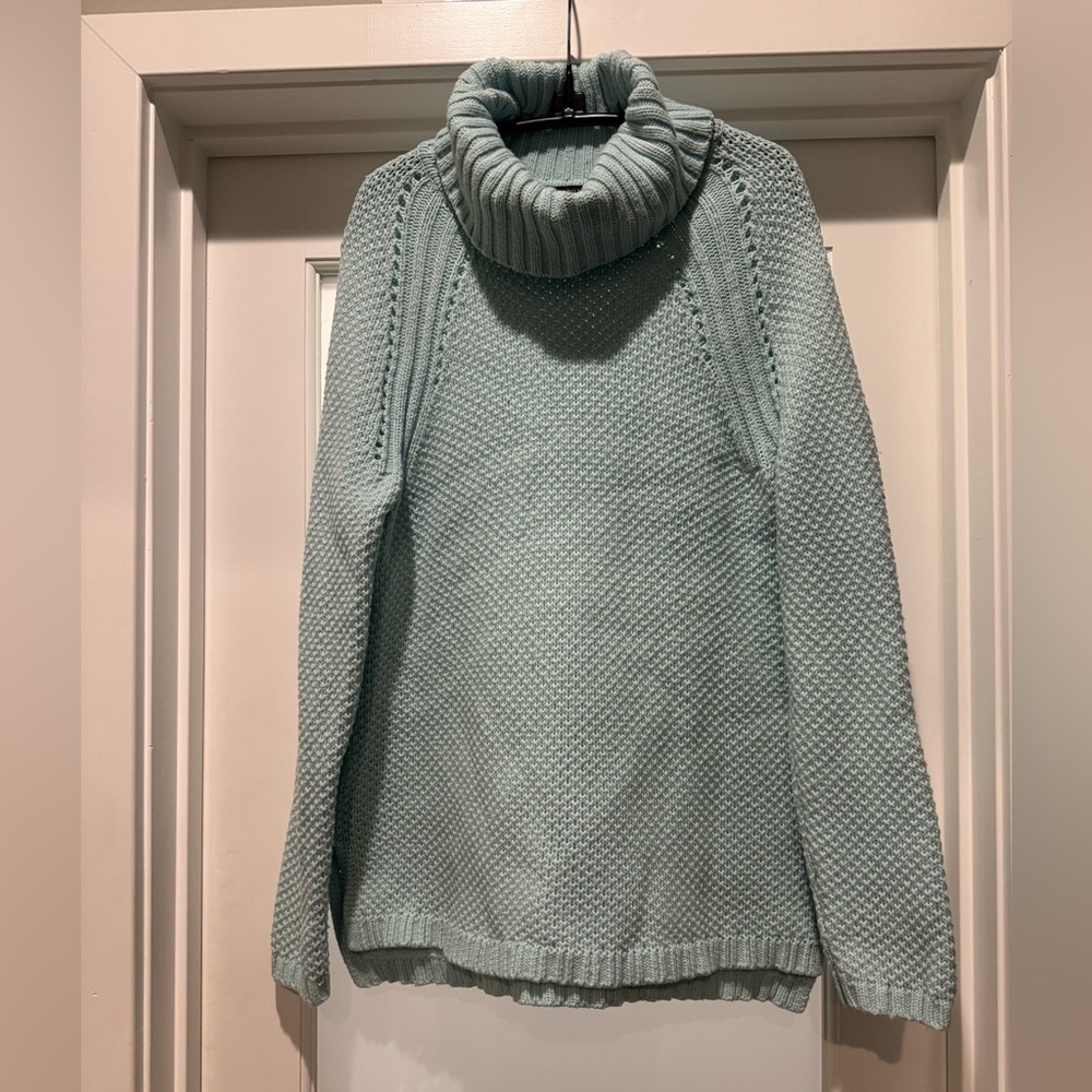 TALBOTS Sky Blue Size M Sweater Turtleneck Loose Longer Length Waffle Kn…